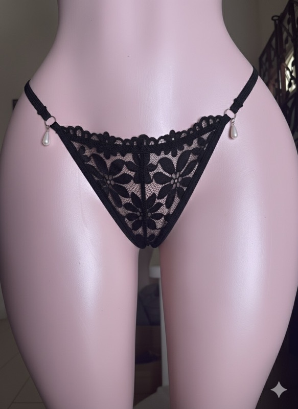 Low rise Thong-Black