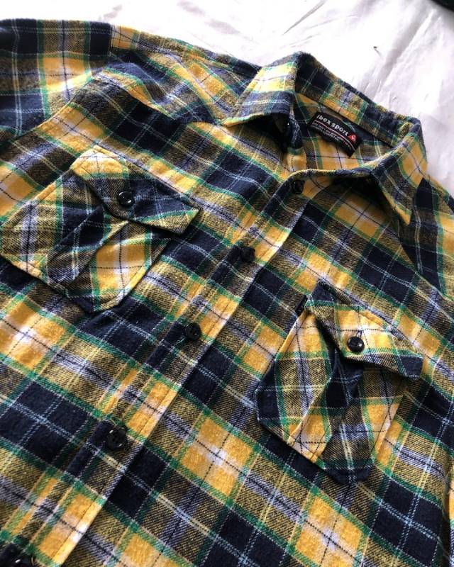 Kemeja Flanel
