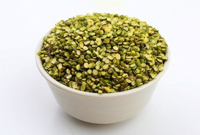 Moong chilka 1kg