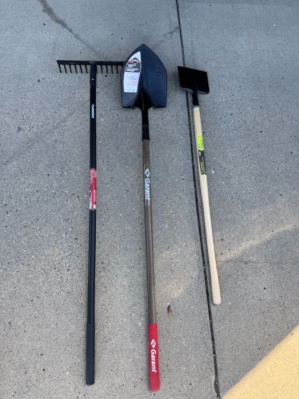 Garden Tool Bundle – Shovel, Rake & Snow Scraper (Brand New)