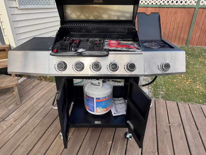 Expert Grill 5-Burner Propane Gas Grill with Side Burner, Tools, Cover & Tank (Like New)