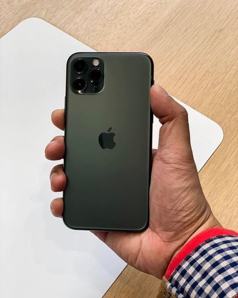 IPHONE 11 PRO