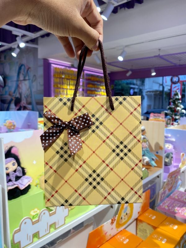 Gift bag ukuran kecil Plaid 14*15*7