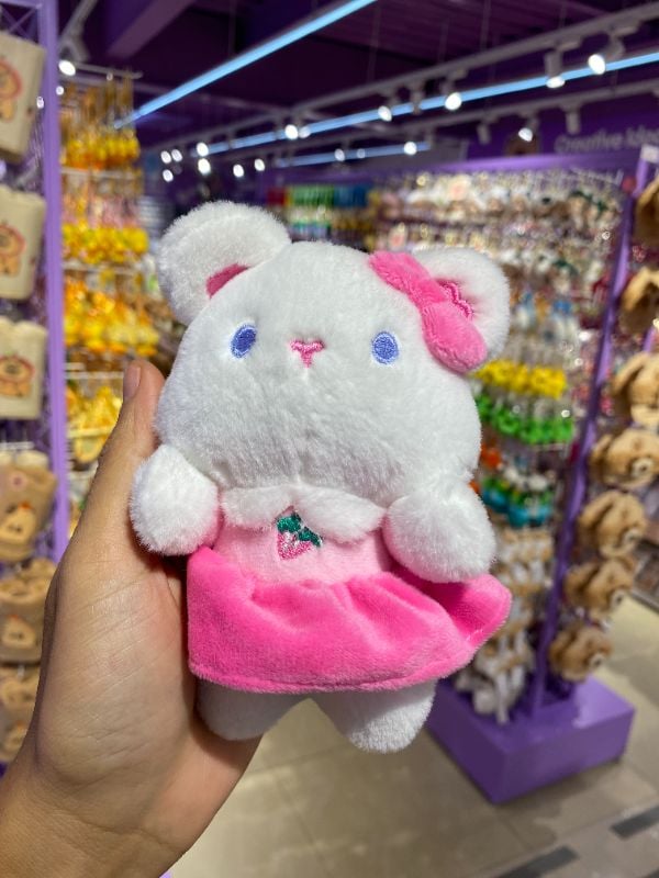 Liontin Tas Boneka Hewan (Beruang dengan Mata Bordir & Stroberi/Pink Tua)