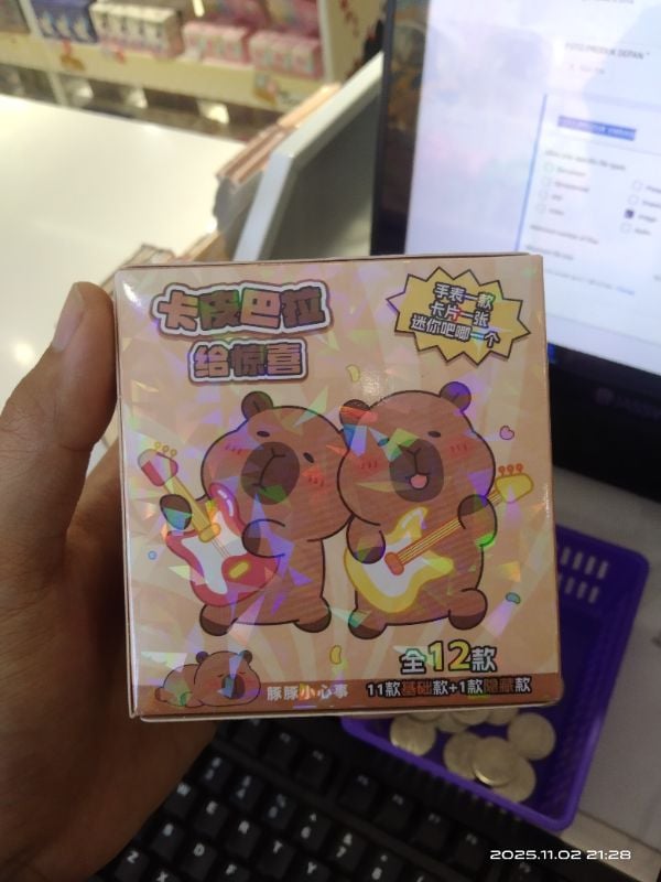 Kotak Kejutan Jam Tangan Kapibara