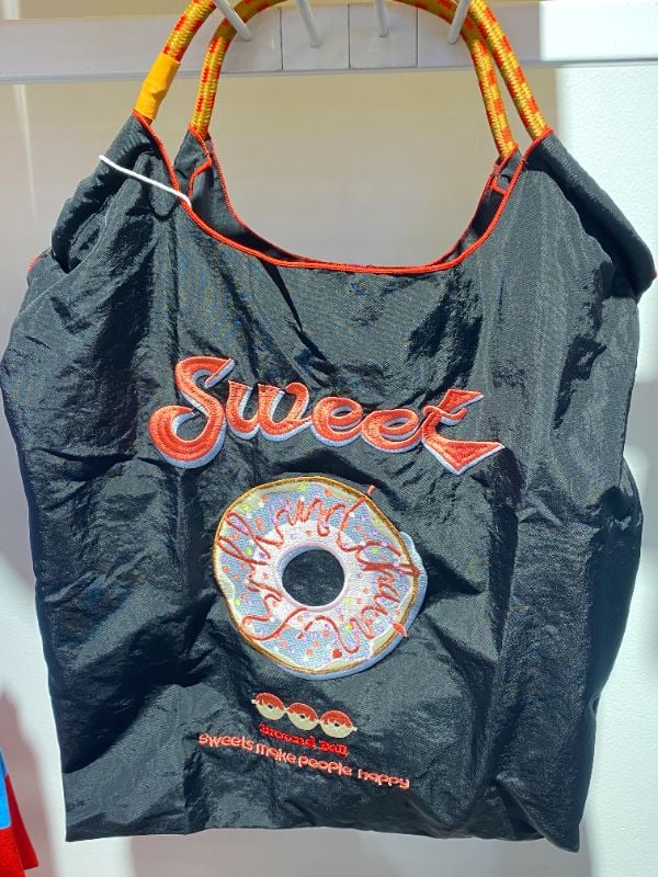 Tas Selempang Sulam Ramah Lingkungan - Hitam