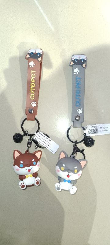 Gantungan kunci model Husky