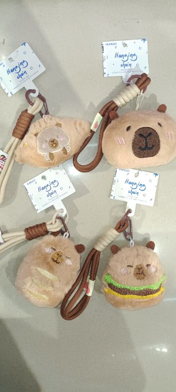 Gantungan Gelang Kapibara