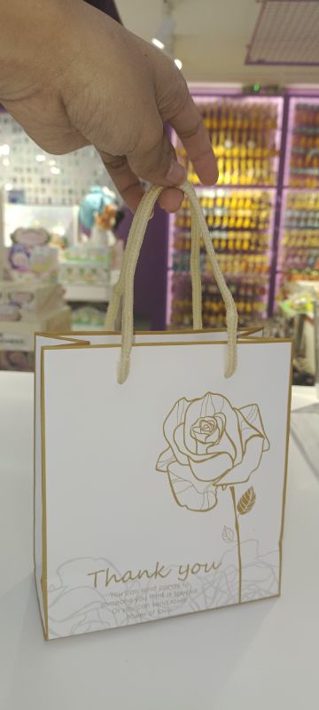 Gift bag ukuran kecil Mawar 14*15*7