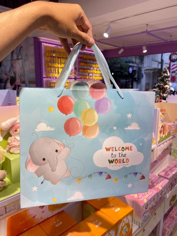 Tas kado hewan Versi horizontal Baby M (campuran dua jenis)