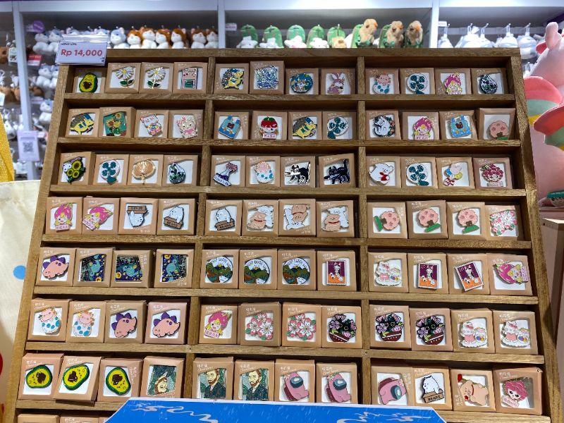 Lencana Logam Dekoratif