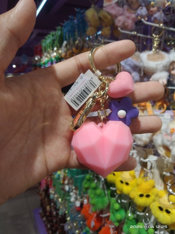 Gantungan kunci love DIY