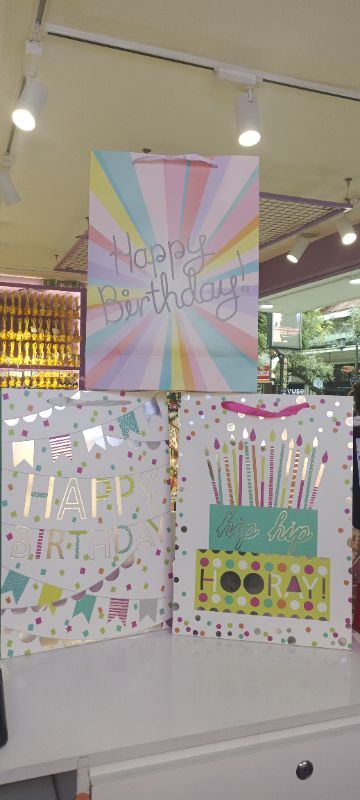 Kantong hadiah gift bag Happy Birthday (Foil Stamping/L)