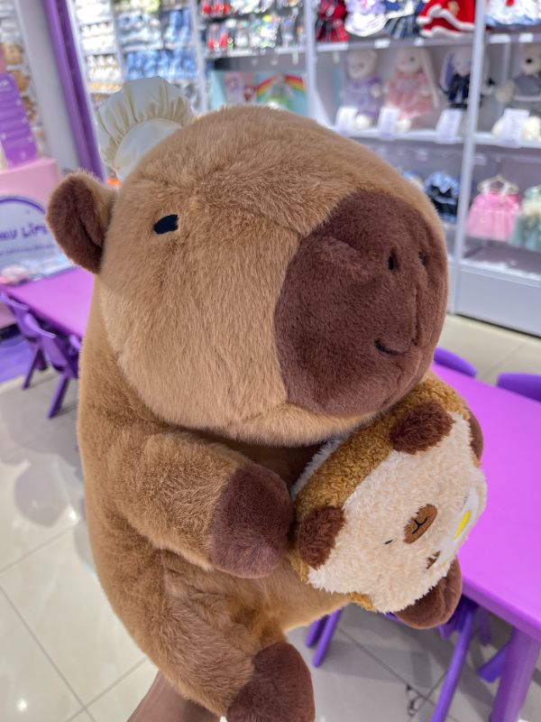 Mainan Plush 35 cm (Kapibara Coklat dengan Roti Bakar)
