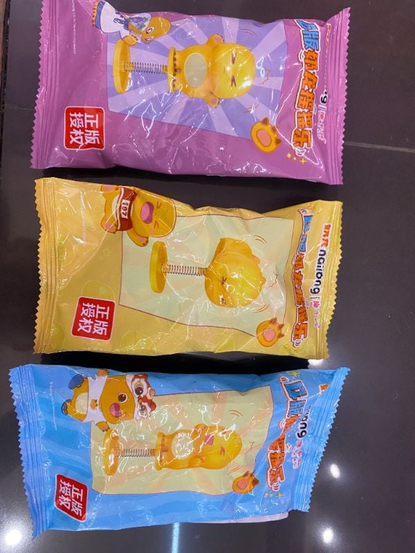 Dinosaurus Kuning Goyang Gemulai