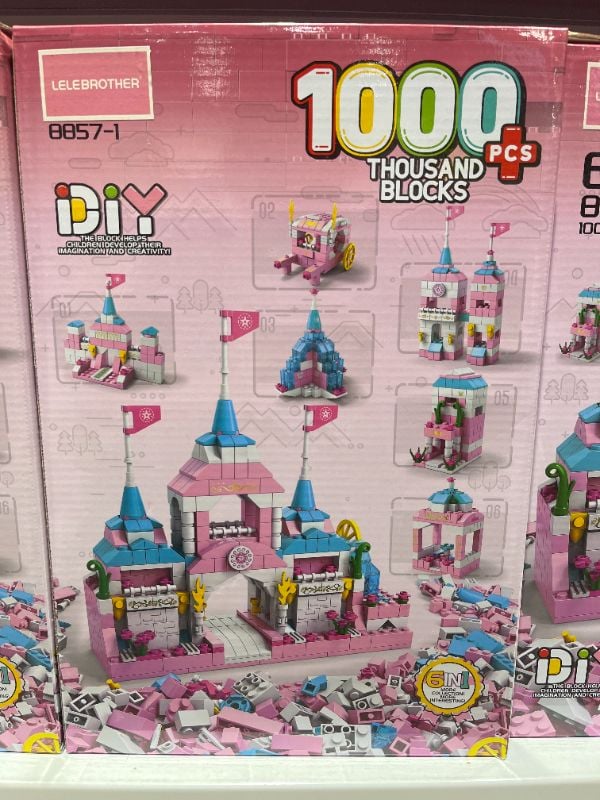 Mainan Blok Bangunan (Kastil/1000 Pcs)