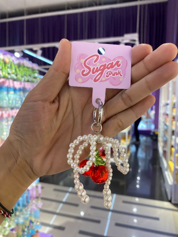 Liontin Gantungan Tas (Simpul Mutiara & Ceri)