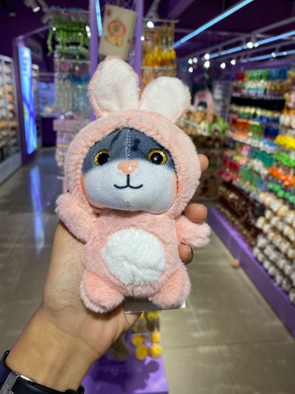 Liontin Gantungan Kucing Berganti Pakaian - Pink