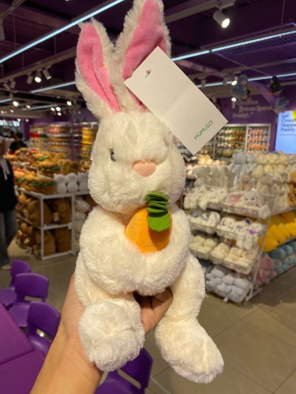 Boneka Kelinci Wortel Imut 28CM