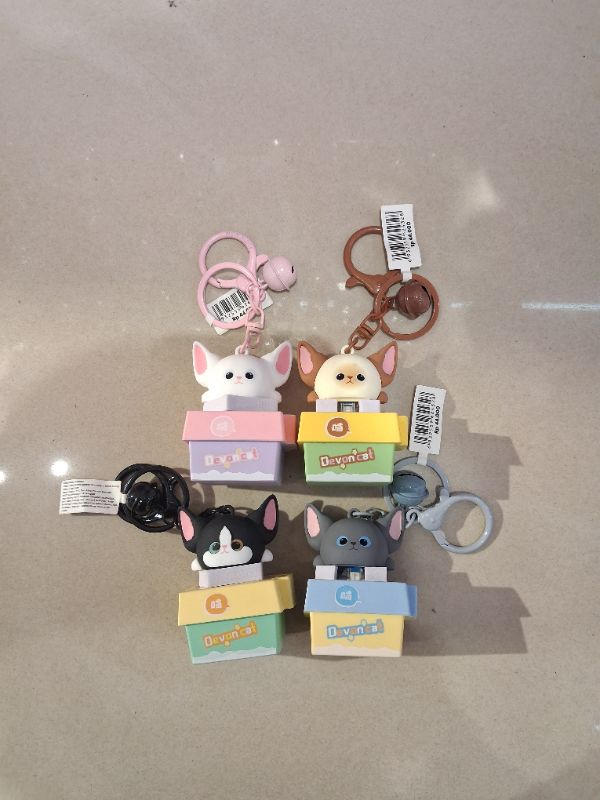 Gantungan Kunci Kucing Berbunyi Tipe Tekan