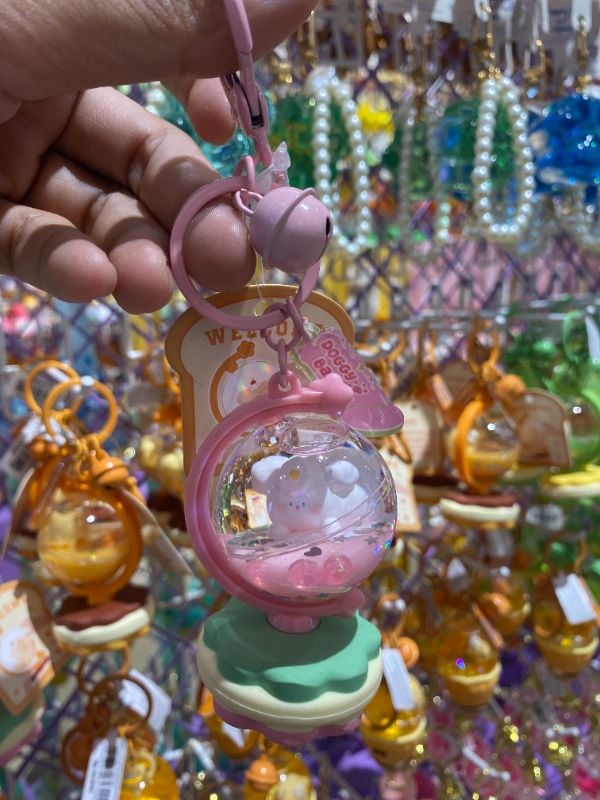 Gantungan Kunci Pasir Hisap Cair (Anak Anjing & Bola Dunia)