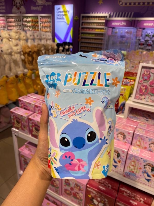 Puzzle Kantong Aluminium Foil Disney 108 Potongan -Stitch