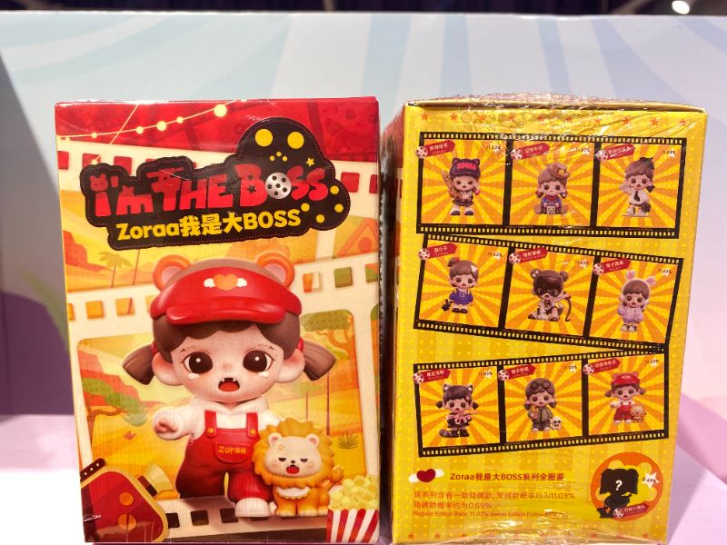 Zoraa Seri Saya Sang Bos Kotak Misteri