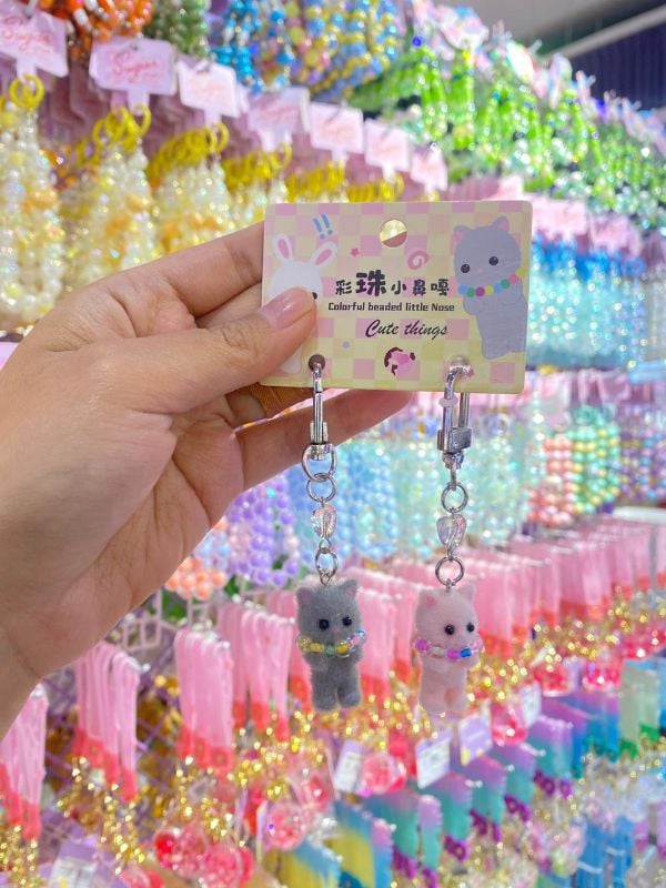 Gantungan Mini Berpasangan Berbulu—Kucing (Abu-abu Merah Muda)