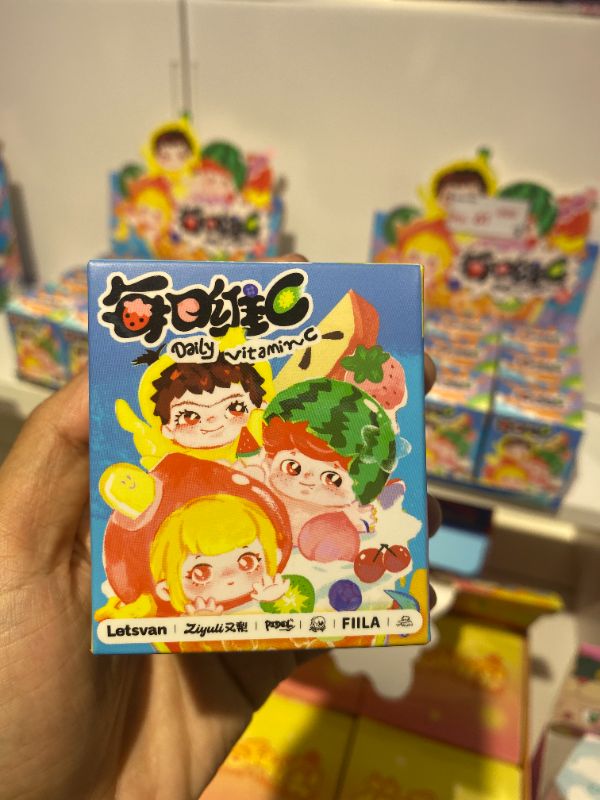 Kotak Buta (Koleksi All-Star# Vitamin C Harian)