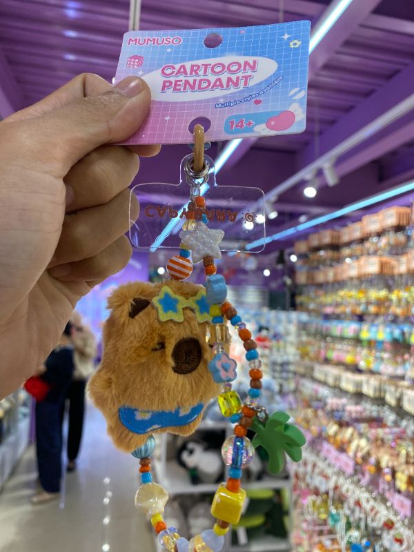 Gelang Tali Seri YouYou - Rantai Manik Ponsel Desain Kapibara Liburan (2 Varian Campur)