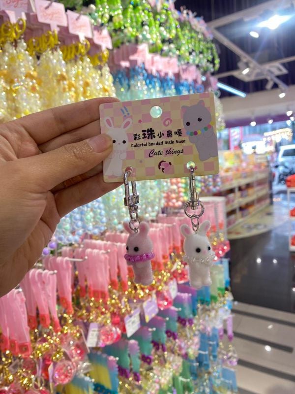 Gantungan Mini Berpasangan Berbulu—Kelinci