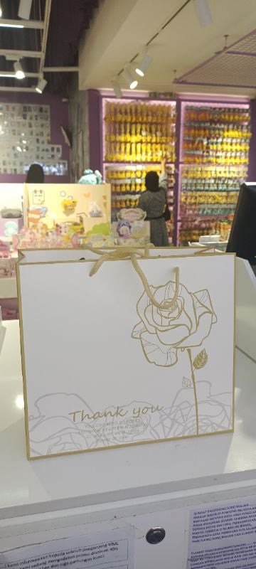 Gift bag ukuran besar Mawar 30*27*12