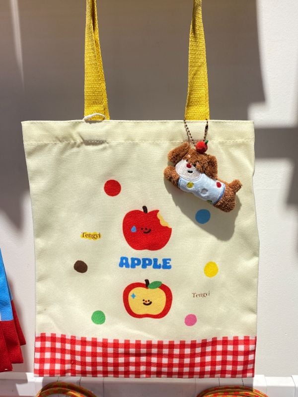 Tas Kanvas Kartun Imut - Apel Ceria