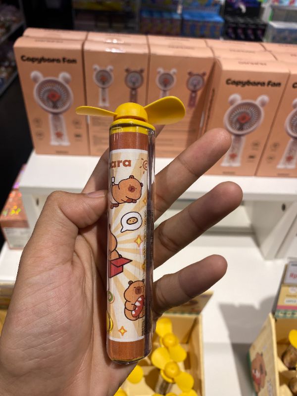 Kipas Bambu Lumba Imut (Campur 2 Warna)