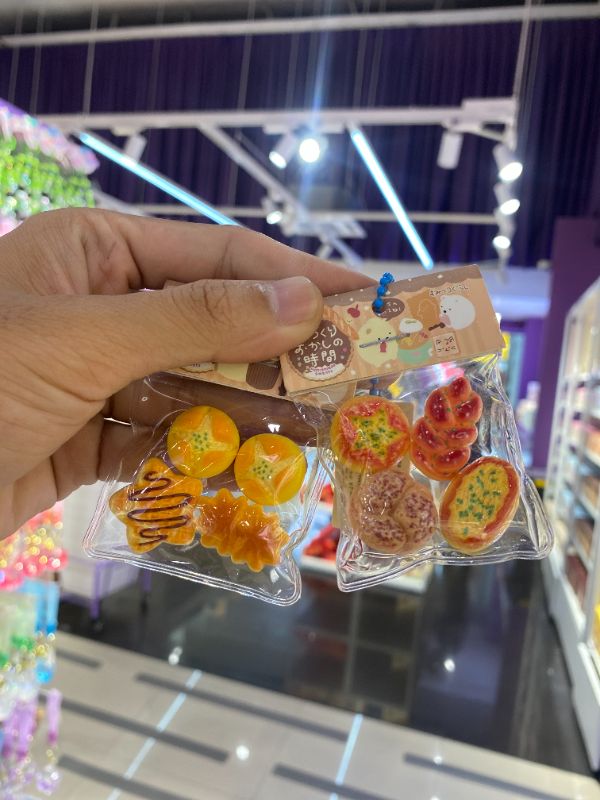 Gantungan Mainan Makanan