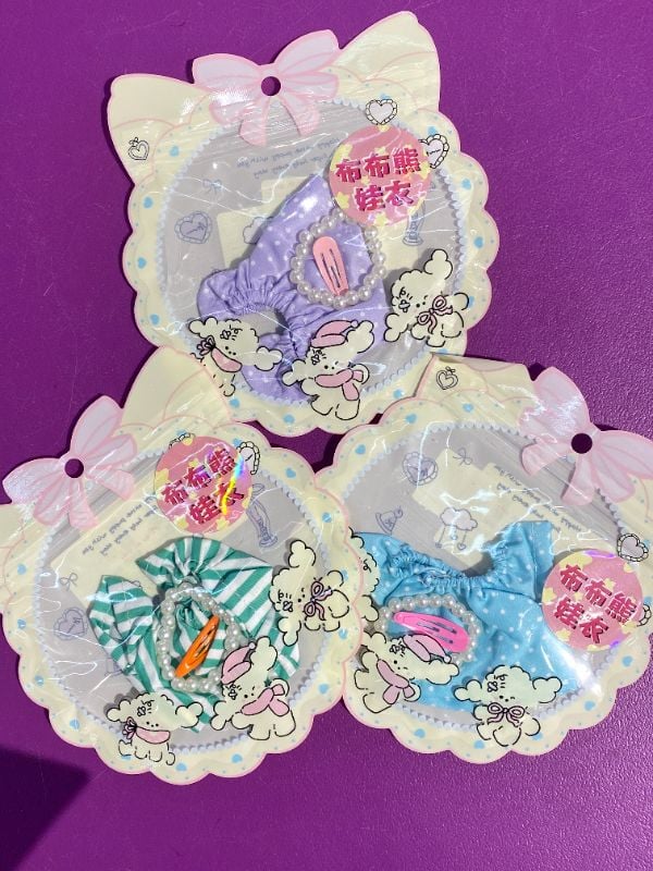 Pakaian Boneka Versi Liburan (4 Model Campuran)