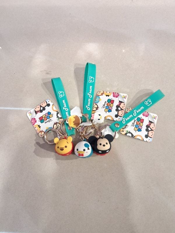 Liontin Gantungan Seri TSUM TSUM Disney STC119017（4 model campur）