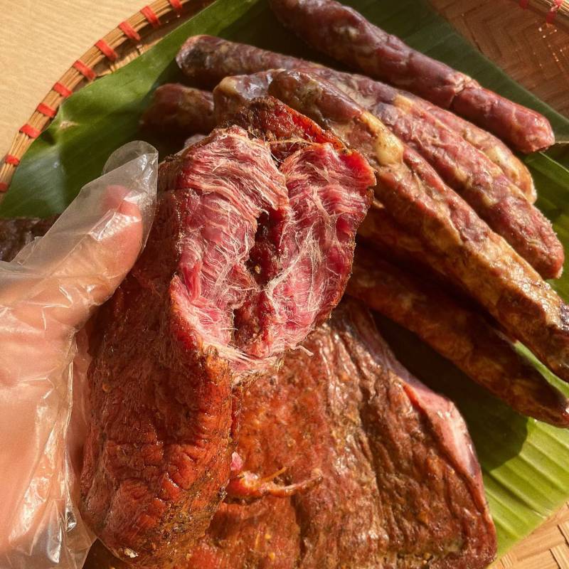 Thịt lợn gác bếp