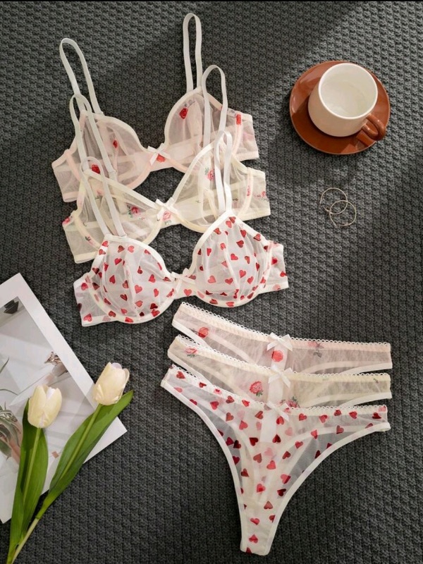 LINGERIE MODERNE 1