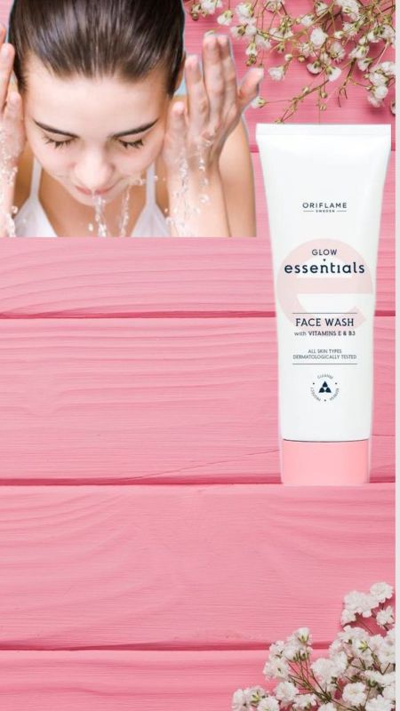 Glow Essentials Face Wash with Vitamins E & B3