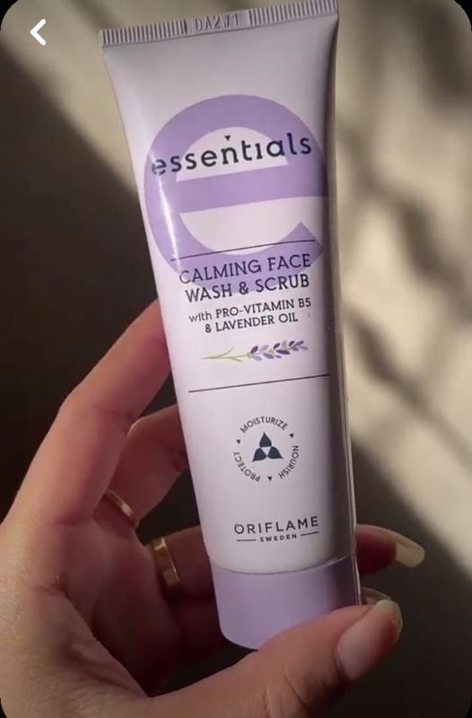 Glow Essential Calming Face Wash & and Scrub