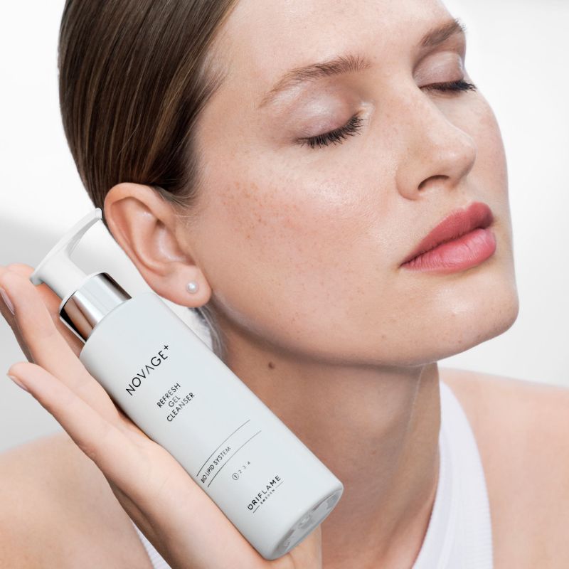 Novage Refresh Gel cleanser