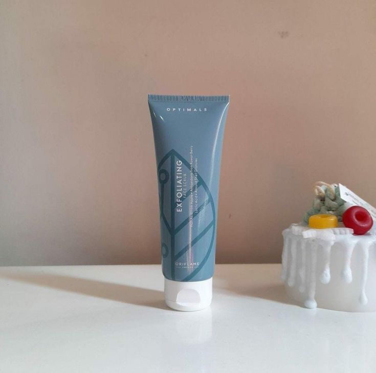 Exfoliating Face Scrub