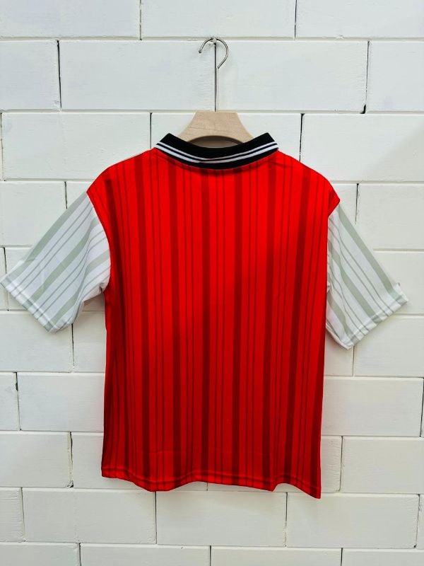 Liverpool Red Football Jersey – Classic Home Style