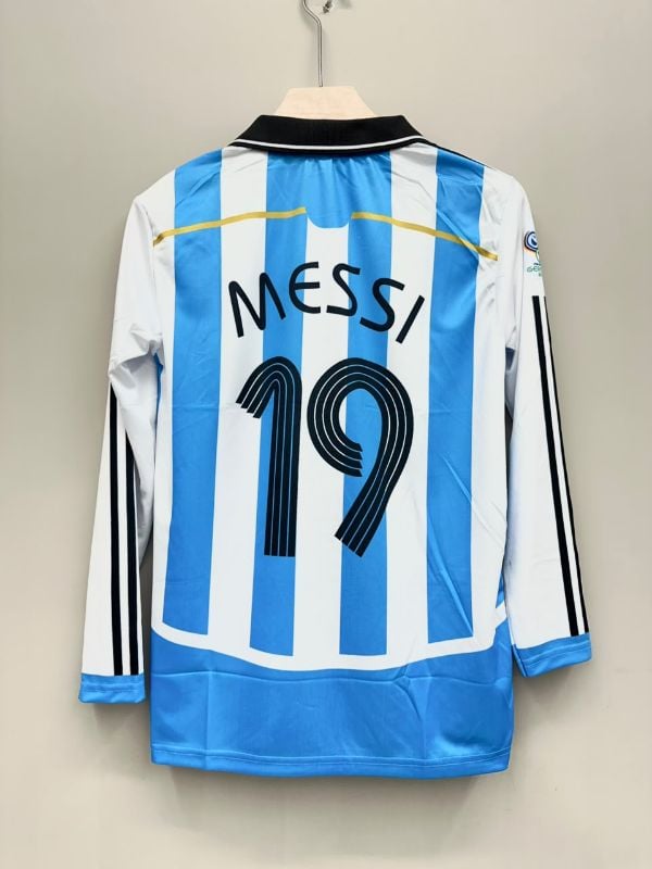 ARGENTINA HOME MESSI 19  RETRO KIT 🌟 
MESSI 19⚡