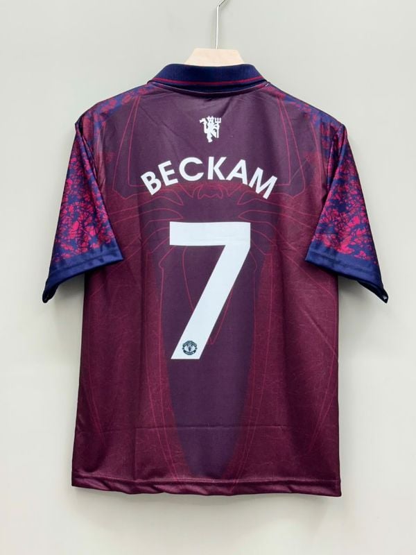 UNITED  X SPIDER  RETRO KIT 🌟
BECKAM 7️⃣⚡