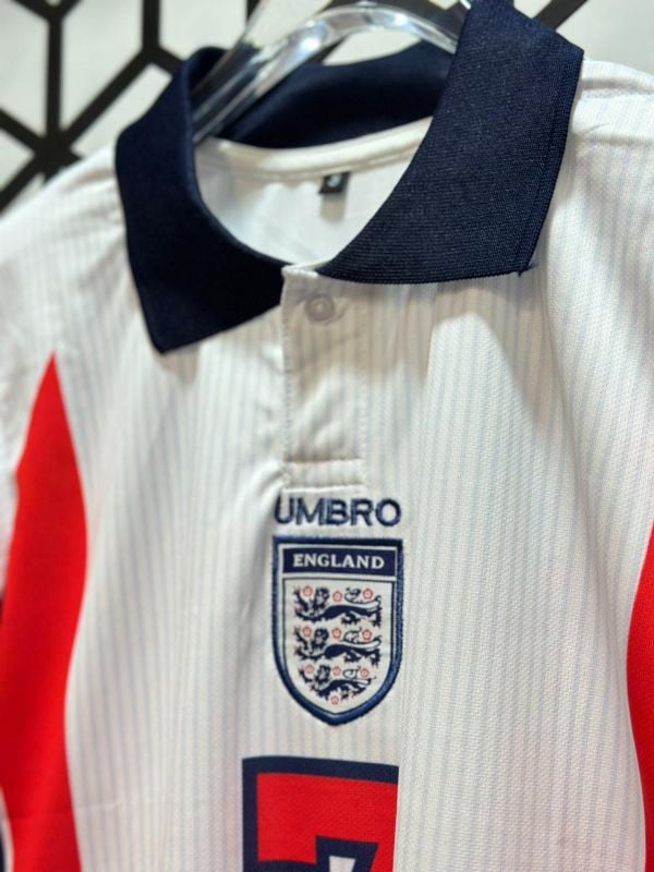ENGLAND VINTAGE
PLAYER- BECKAM7⃣🔥