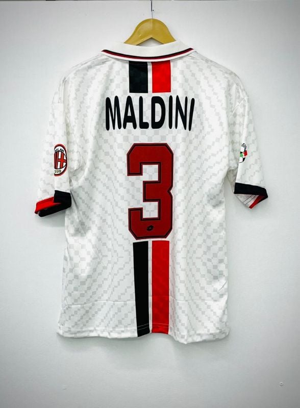 AC MILAN KIT