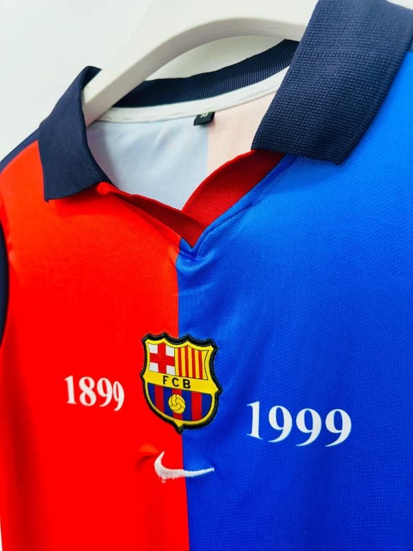 BARCELONAHOME
MESSI 1⃣9⃣