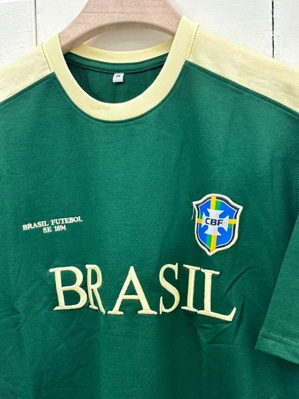 BRAZIL VINTAGE TSHIRT
EMBROIDERY STYLE